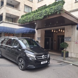 Arlington House to Gatwick Airport